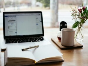 Four Analytical Shifts That Lift IB English Scores